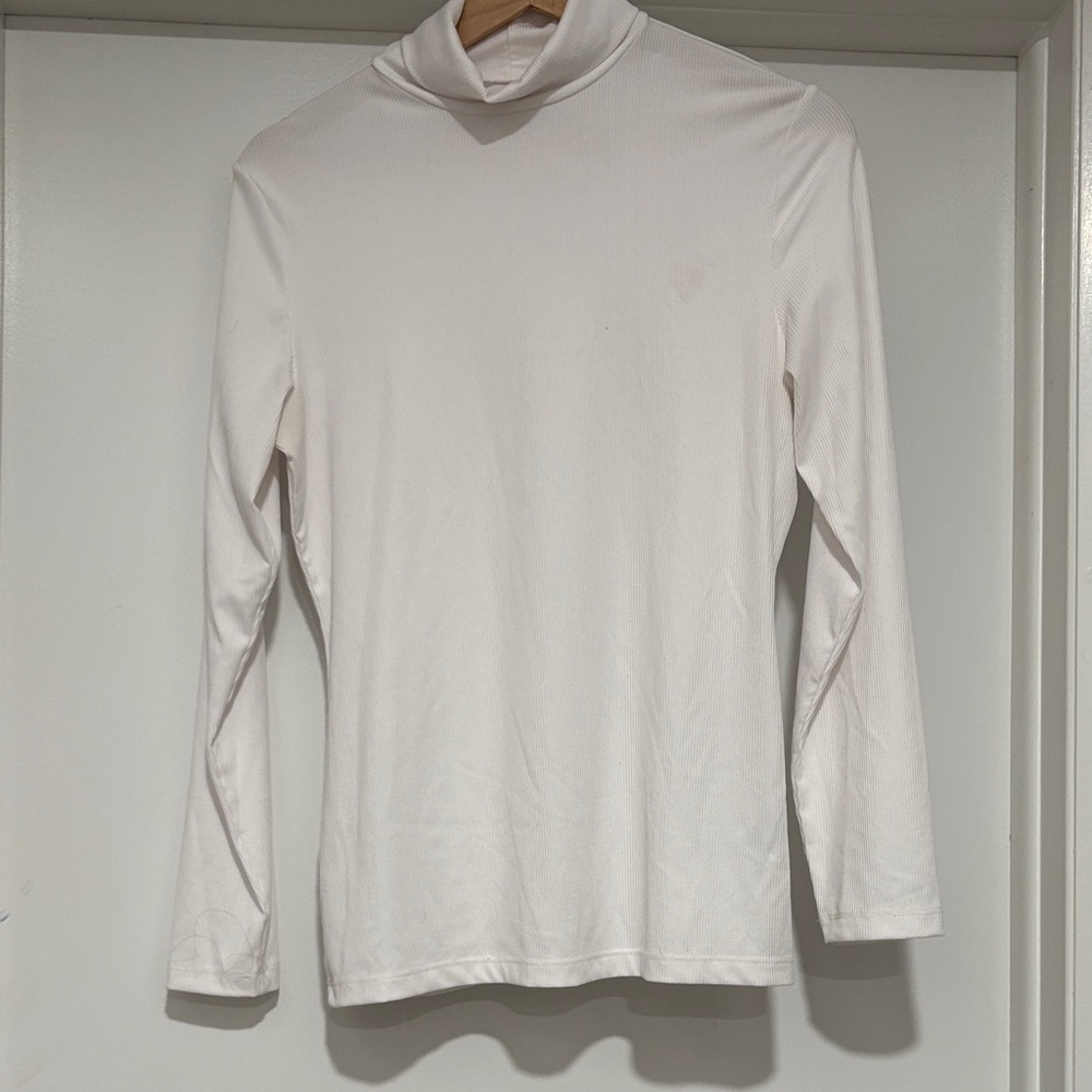 32 Degrees White Ribbed Turtleneck